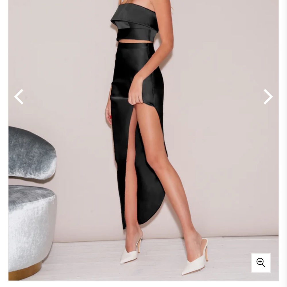 Elegant Black Women's Skirt